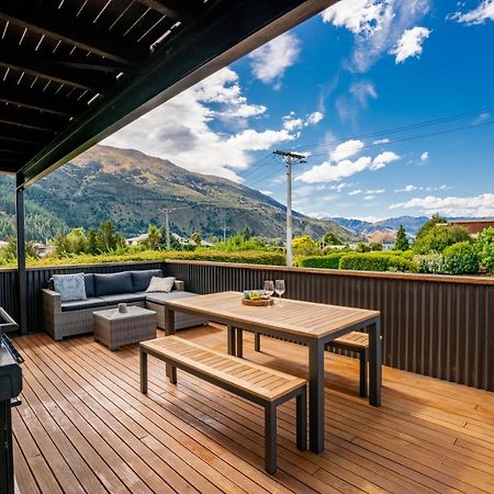Views On Parry - Lake Hawea Holiday Home Ngoại thất bức ảnh